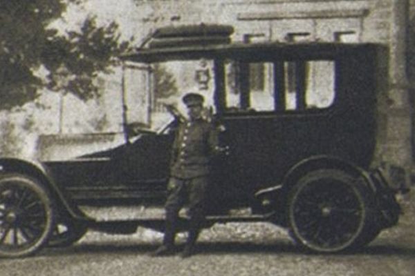 Kočija koja je bljuvala vatru: Ovo je najstariji automobil u Beogradu! (FOTO)