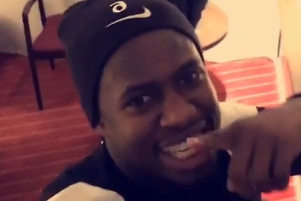 Ko to nedostaje Mbođu? Senegalac u Litvaniji peva Nema te nema! (VIDEO)