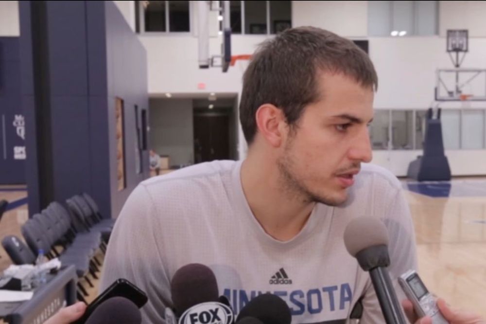 Bjelica bio na odmoru i završio na štakama, a ne zna kako se povredio?!