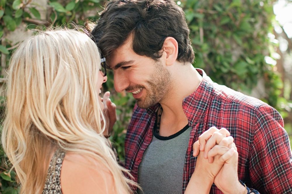 4 teme o kojima morate da razgovarate sa partnerom svaki dan (GIF)