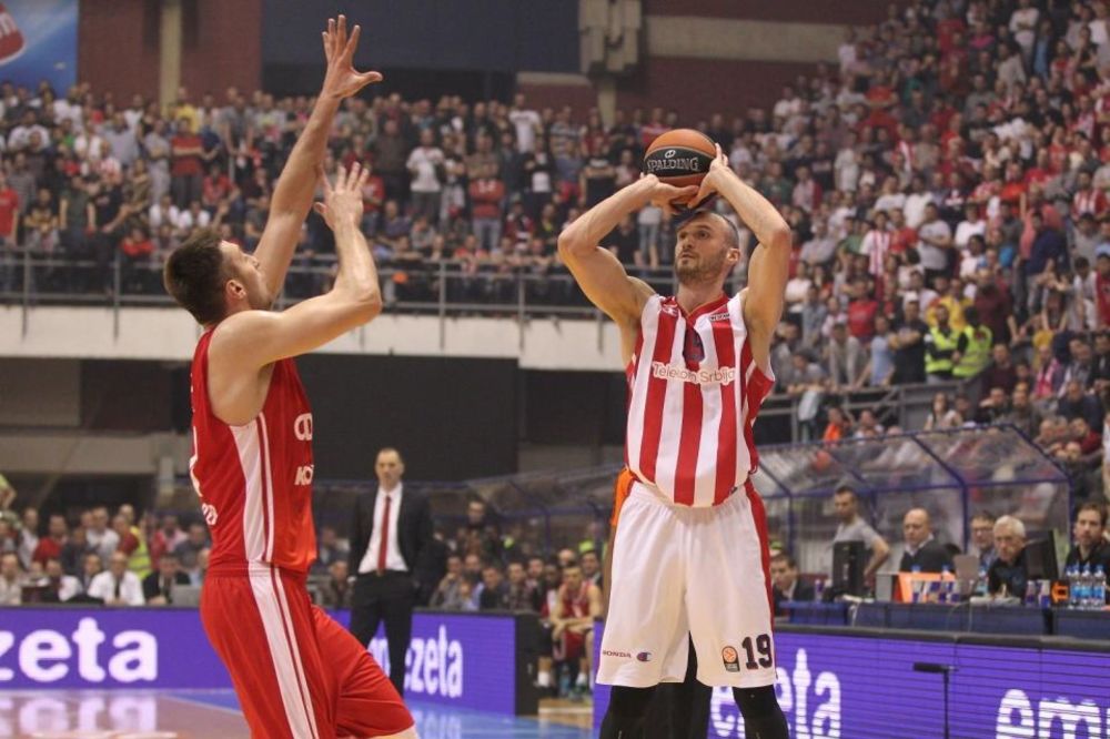 Zvezda ubacila duplo više poena Smederevcima i poslala poruku Partizanu! (FOTO) (VIDEO)