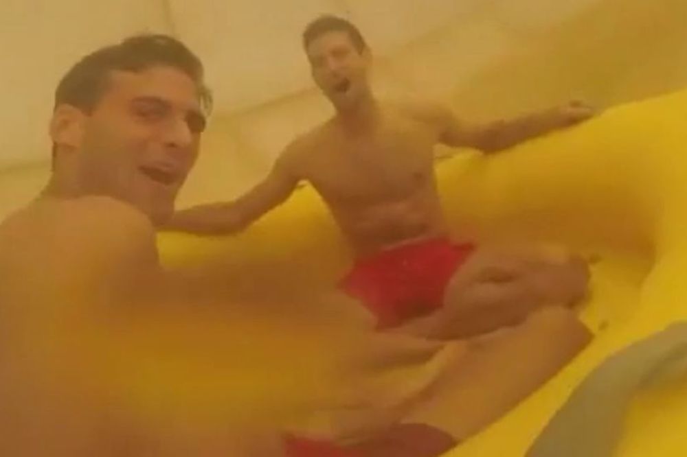 Braća Đoković stigla u Dubai i pravila feštu u akva parku! (FOTO) (VIDEO)