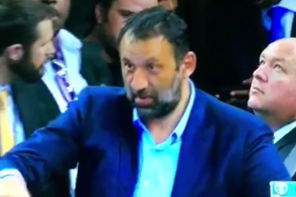 Divac gledao Jokića: Slavljenik zabeležio samo skok, Marjanovićevih 36 sekundi! (VIDEO)