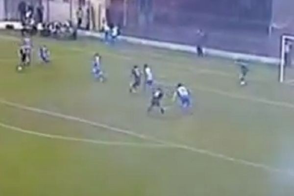 Brašanac slao po burek igrače OFK, pa plasirao loptu u golmanov ugao za 1:0! (VIDEO)