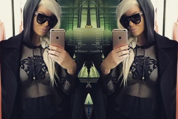 Vrela! JK u roku od 24 sata objavila 4 tako vruće fotke da ćete se zapaliti i vi i net! (FOTO)