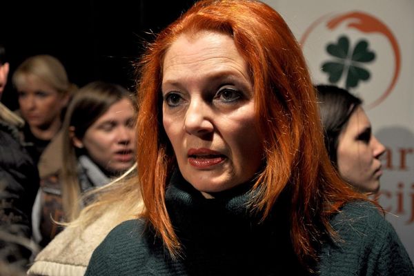 Svaka čast! Pogledajte šta je Tanja Bošković poručila silikonkama! (FOTO)