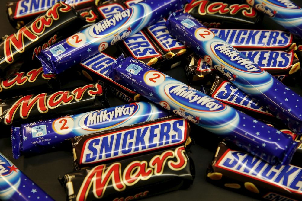 Mars povlači čokoladice i iz Srbije zbog plastike!
