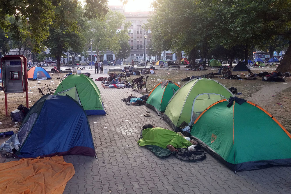 Nova tuča migranata: Pobili se u blizini mesta gde je izboden Marokanac!