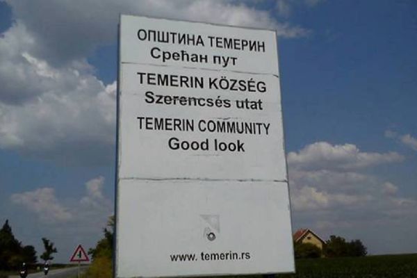 Umesto Good luck: Opština Temerin putnicima želi Good look! (FOTO)