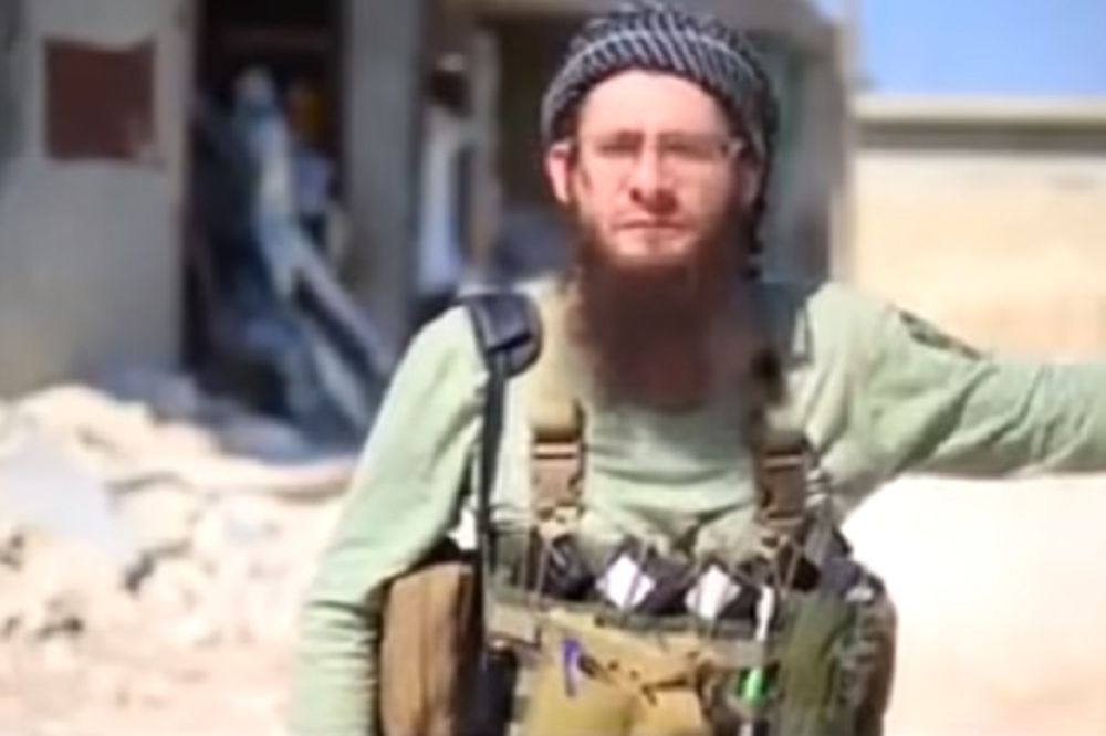 Sin holivudskog reditelja član Al Kaide i nalazi se na listi bombaša samoubica! (VIDEO)