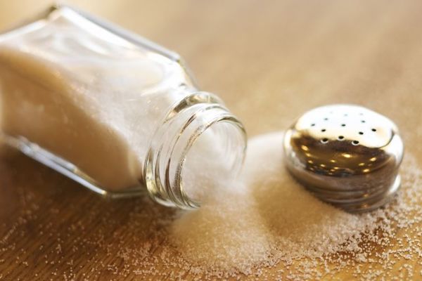 Ko presoli, zabibere mu: Kazne restoranima za previše slana jela (FOTO)