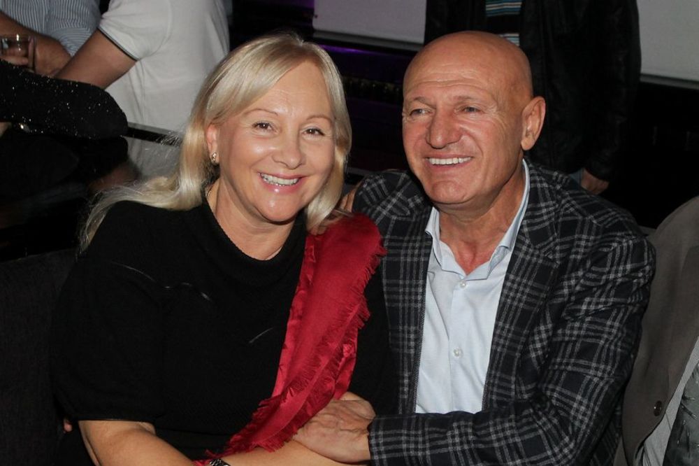 Šabana Šaulića ostavlja žena! Evo kako ga je kaznila zbog veze sa Cucom!  (FOTO)