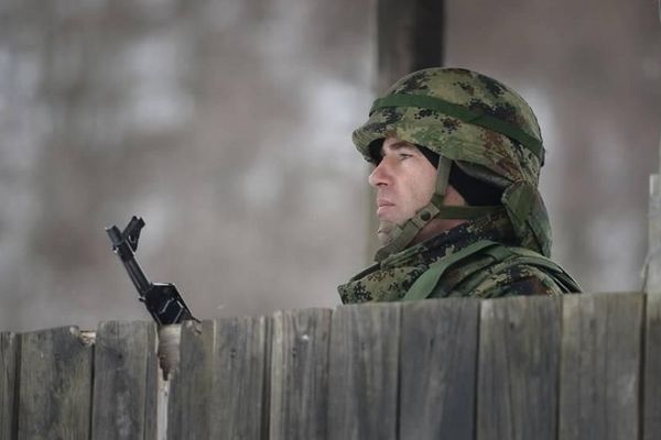 Neka Vojska bude u pripravnosti: Nikolić podigao stepen bezbednosti!