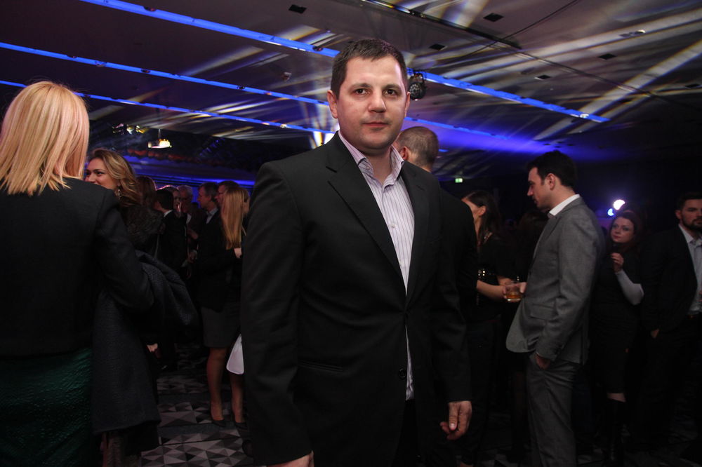 Nenad Borovčanin: Srbija u mulju nedovršenih i neostvarenih ljudi koji preko politike postaju uspešni!