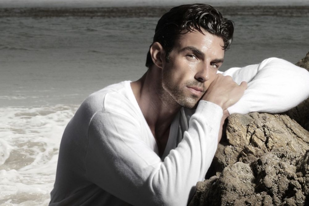 10 situacija koje obične momke pretvaraju u frajere! (FOTO)