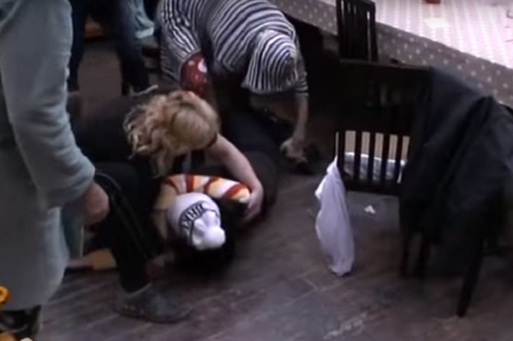 Samo se srušila: Saška Karan odjednom pala u nesvest! (VIDEO)