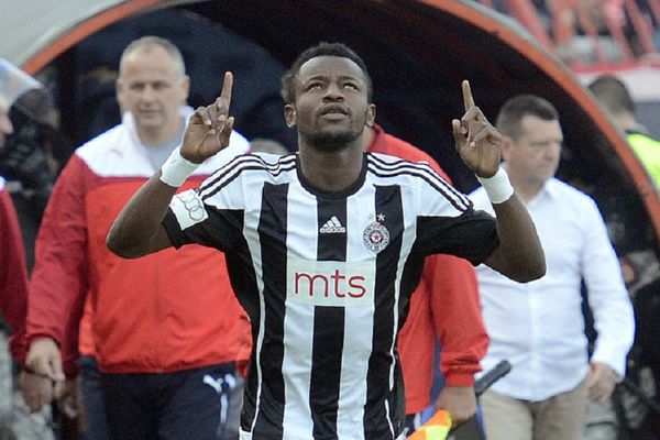 Dobro pamti sve: Crno-belima stigla podrška iz Kine pred derbi! (FOTO)