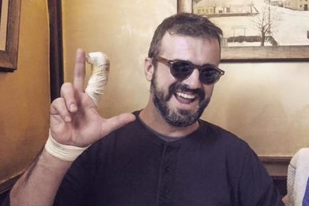 Ovako izgleda Sergej Trifunović nakon što je izujedan na Vračaru! (FOTO)