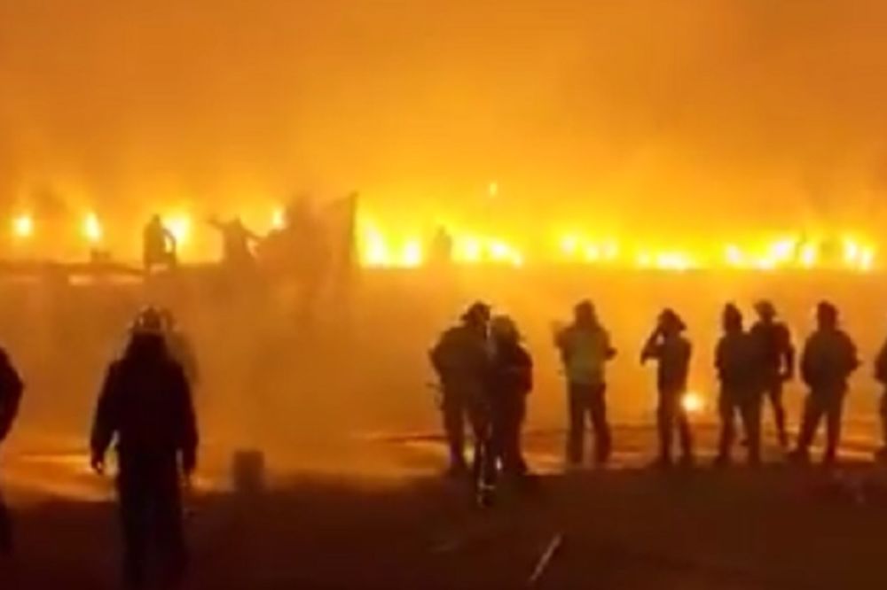 Grobari ponovo bakljadom prekinuli 150. večiti derbi! (VIDEO)