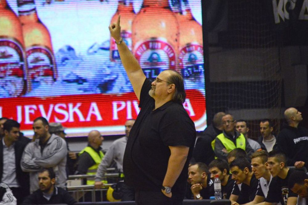 Džikić o tome što Partizan može da pomogne Zvezdi: Mi gledamo samo sebe!