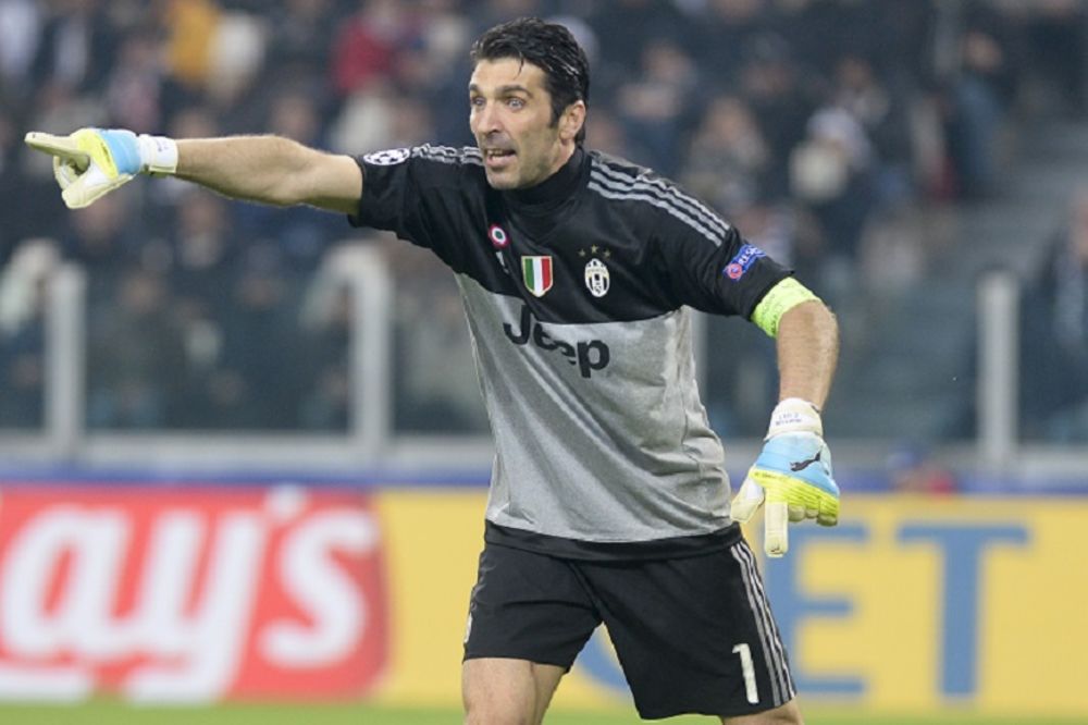 Nije za staro gvožđe: Đanluiđi Bufon postavio životni rekord! (VIDEO)