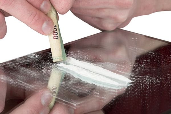 Žena krila spid u stanu u Rumi: Policija zaplenila skoro 100 grama droge