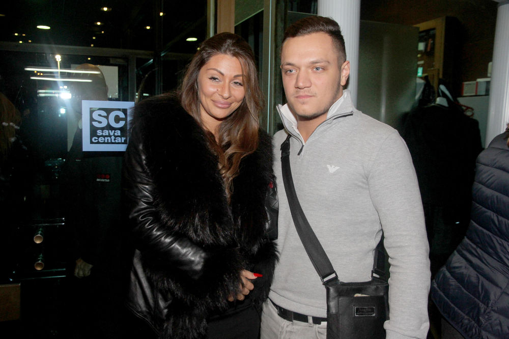 Traaaas! Okrenula mu glavu! Evo kako je Zorica opalila šamarčinu Gastozu (VIDEO)