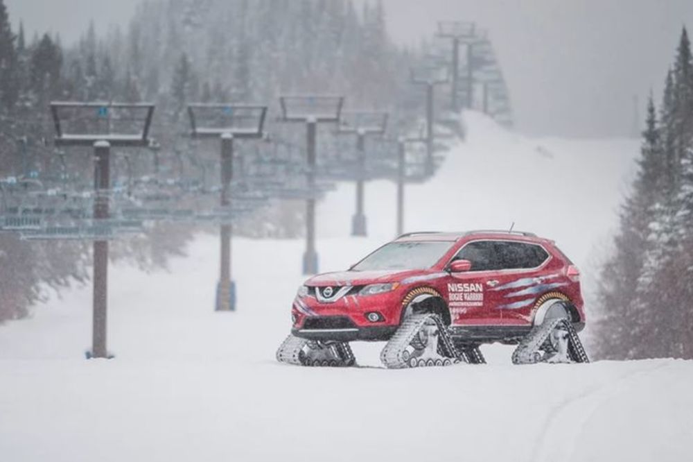 Nisan na gusenicama? Ratnik koji gazi sve pred sobom! (FOTO) (VIDEO)