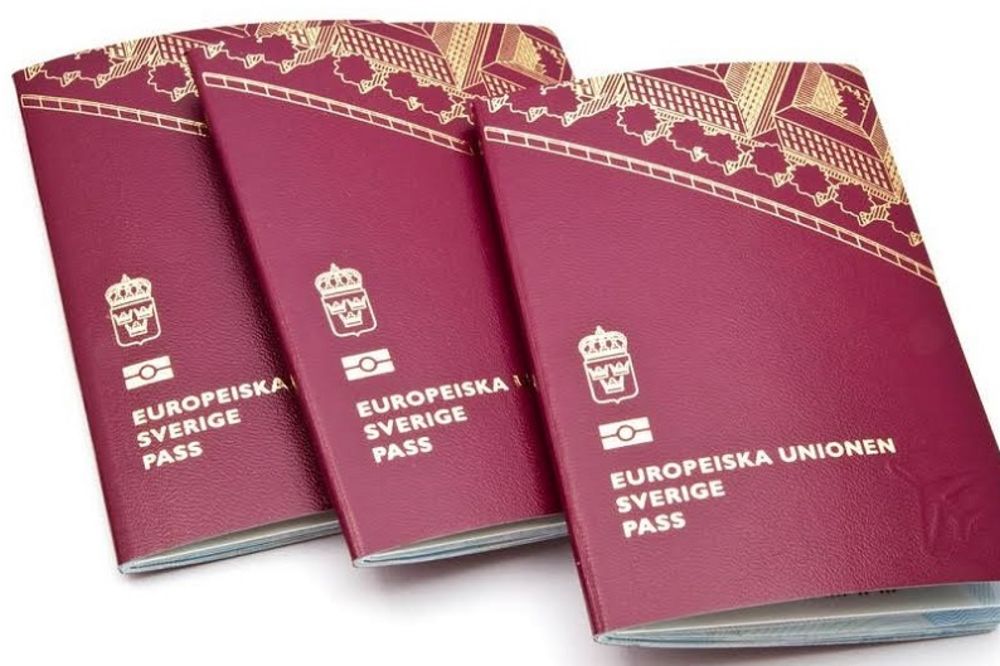 Da li znate zašto se pasoši prave u samo četiri boje?