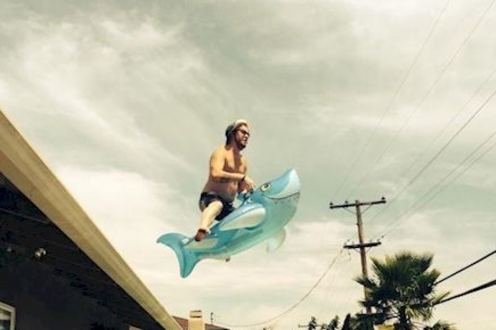 Kad bi se zezali: Ovim ljudima alkohol je dao super moći! (FOTO) (VIDEO)