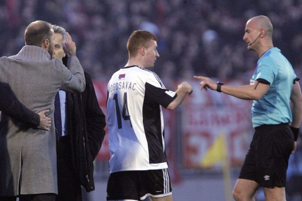 Stručnjaci UEFA utvrdili: Partizan oštećen za penal i za gol u derbiju! (VIDEO)