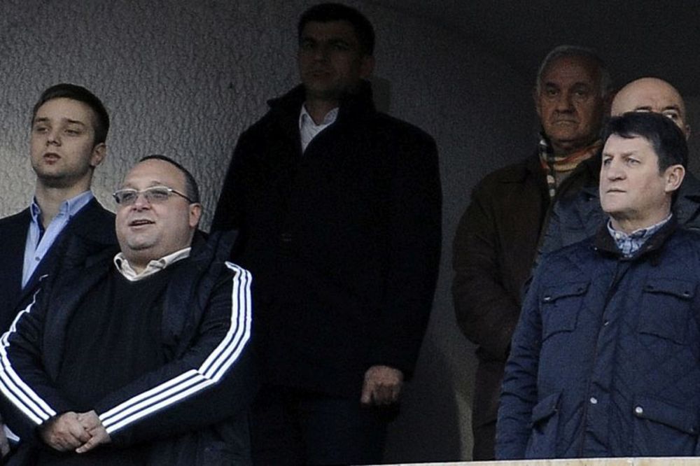 Crno-beli žestoko odgovorili Grofu: Vi ispadate iz Evrope pre letovanja! (FOTO)