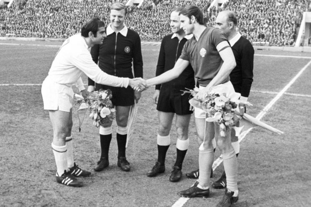 Glasajte za Džaju: Zvezdina legenda u izboru za najbolji tim UEFA svih vremena! (VIDEO)