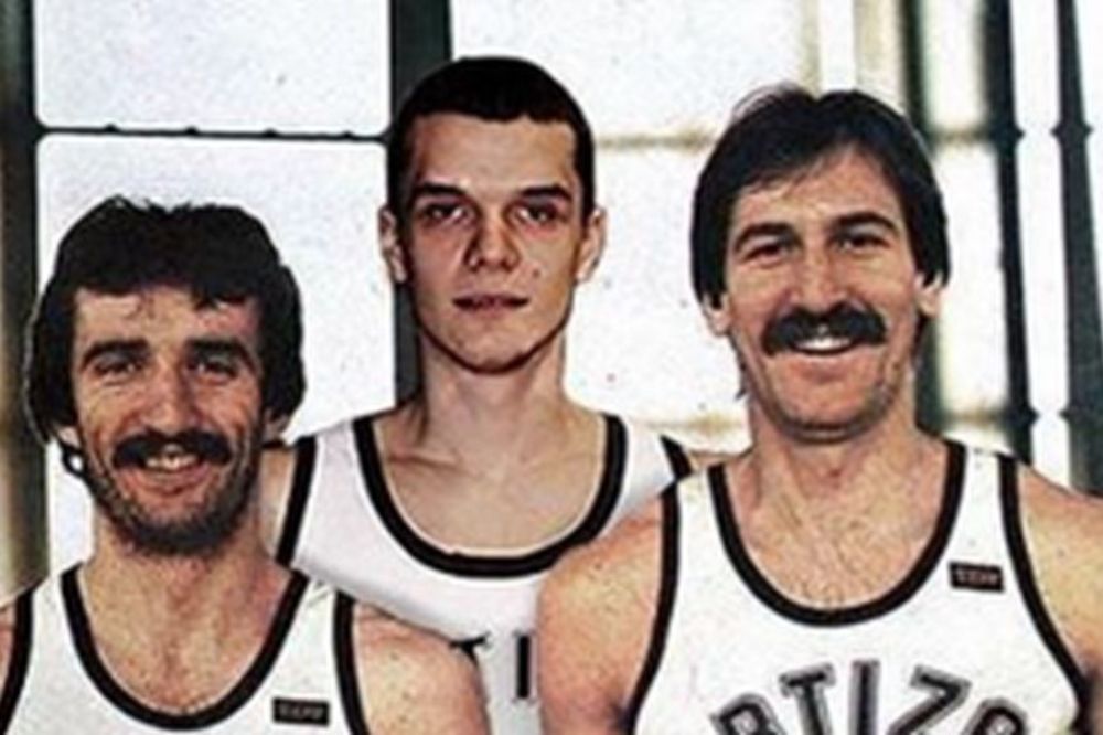 Grobari, od sada možete da imate isti dres kao što su nosili Kića i Praja! (FOTO)