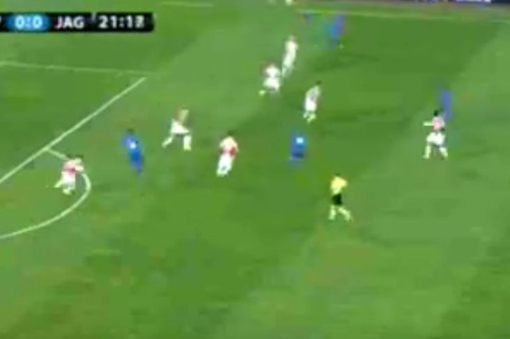 Jagodina nepostojećim ofsajdom drastično oštećena protiv Crvene zvezde! (VIDEO)