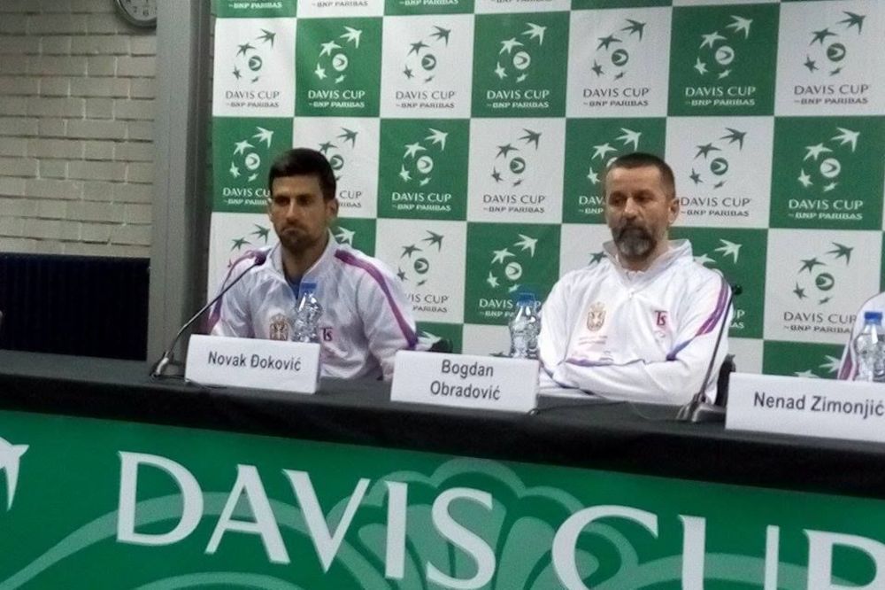 Novakovo izlaganje na konferenciji prekinuli bubnjevi i povici Kazahstan! (VIDEO)