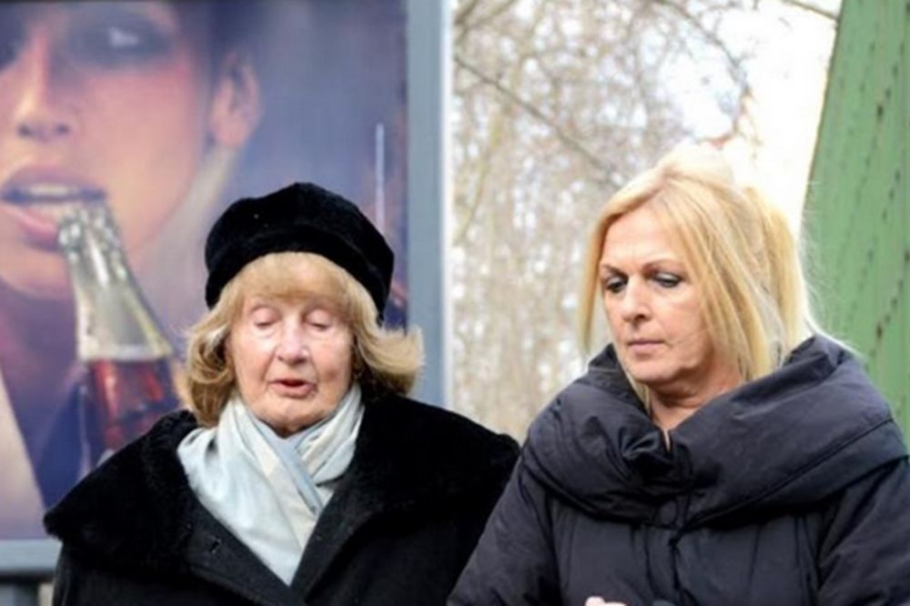 Nisu rod, znaju se tek godinu dana, ali Verica bez Vesne više ne može! Dirljiva priča iz srca Beograda! (FOTO)