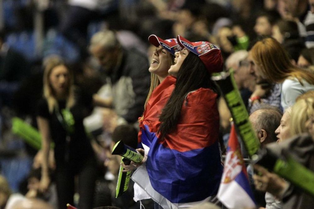 Dok je Đoković gazio Kukuškina u 4. i 5. setu, trubači su davali ritam uz Đurđevdan! (VIDEO)