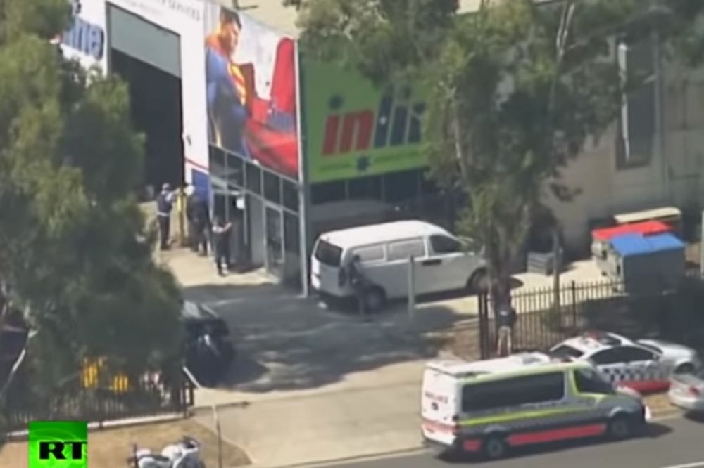 Drama u Sidneju: Naoružan u fabrici, ima mrtvih! (VIDEO)