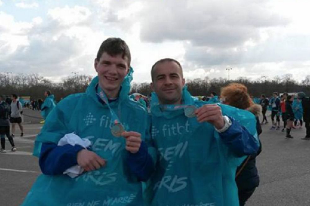 Srpski Forest Gamp istrčao Pariski maraton, ali i dalje nema krov nad glavom! (FOTO)