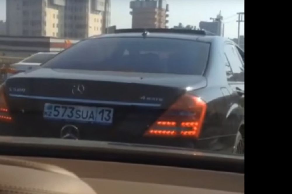 Lepše je bez bahaćenja: Šmekerski potez vozača Mercedesa (VIDEO)