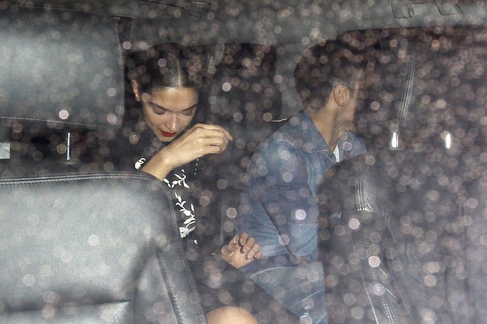 Smeštaju aferu Đokoviću! Novak u L.A. uhvaćen u društvu holivudske seksi glumice! (FOTO)