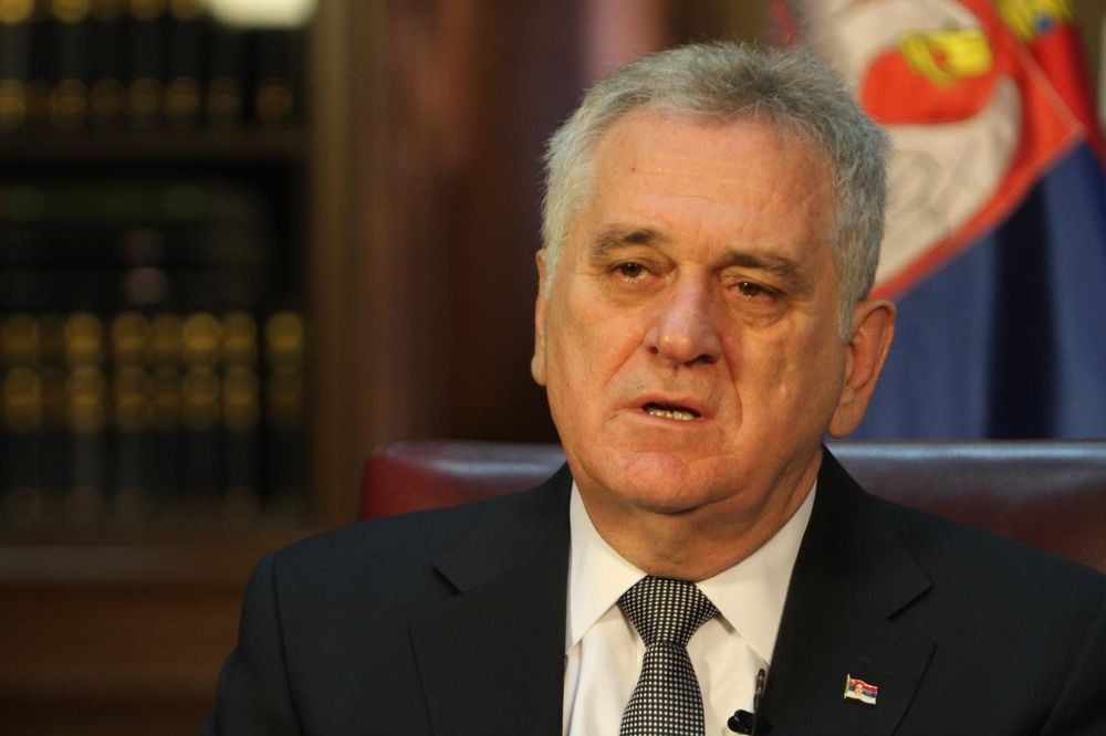 Građani ne veruju Tomi: Kaže da Srbija nikad neće u NATO, a potpisao Zakon o saradnji sa njima