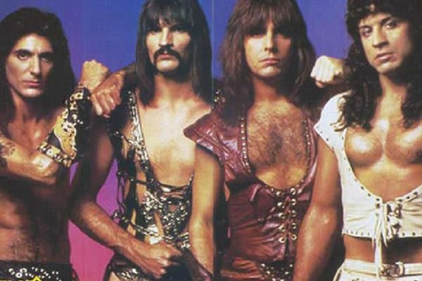 Napaćena braća metalska: Od ovih fotki može da se oslepi! (VIDEO) (FOTO)