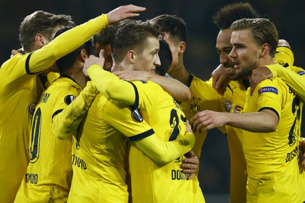 Subotić kumovao trijumfu Dortmunda: Liverpul jednom nogom u četvrtfinalu! (VIDEO)