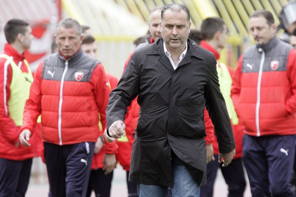 Grof Božović: Za sredu najavljuju sneg u Novom Pazaru, meč bi trebalo odložiti na duže!