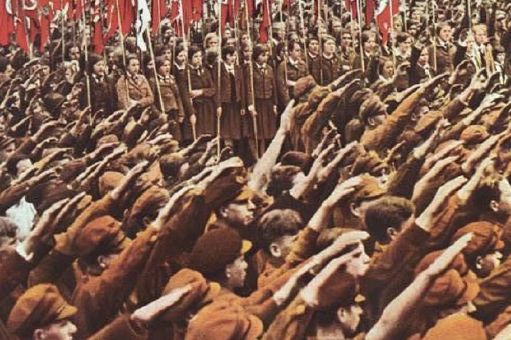 Zašto dobri ljudi slušaju naređenja za koja znaju da su zla? (GIF)