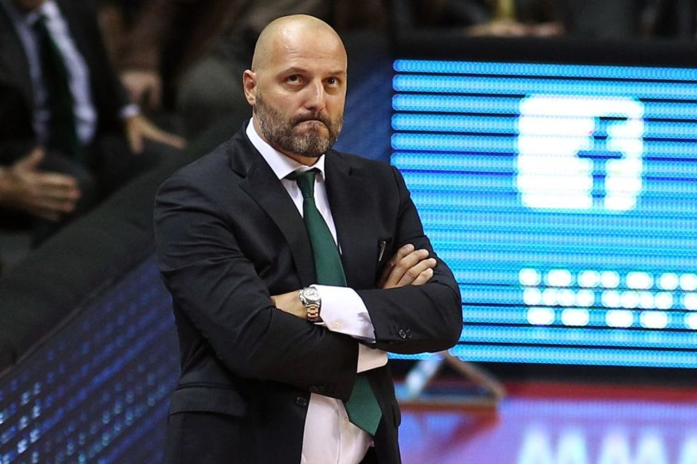 Đorđević iznenađen u Areni: Najpre zvižduci, a onda gromoglasan aplauz sa tribina! (VIDEO)