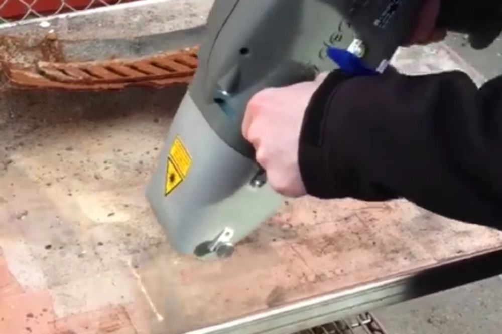 Laser koji otklanja rđu: Gde ovo ima da se kupi? (VIDEO)