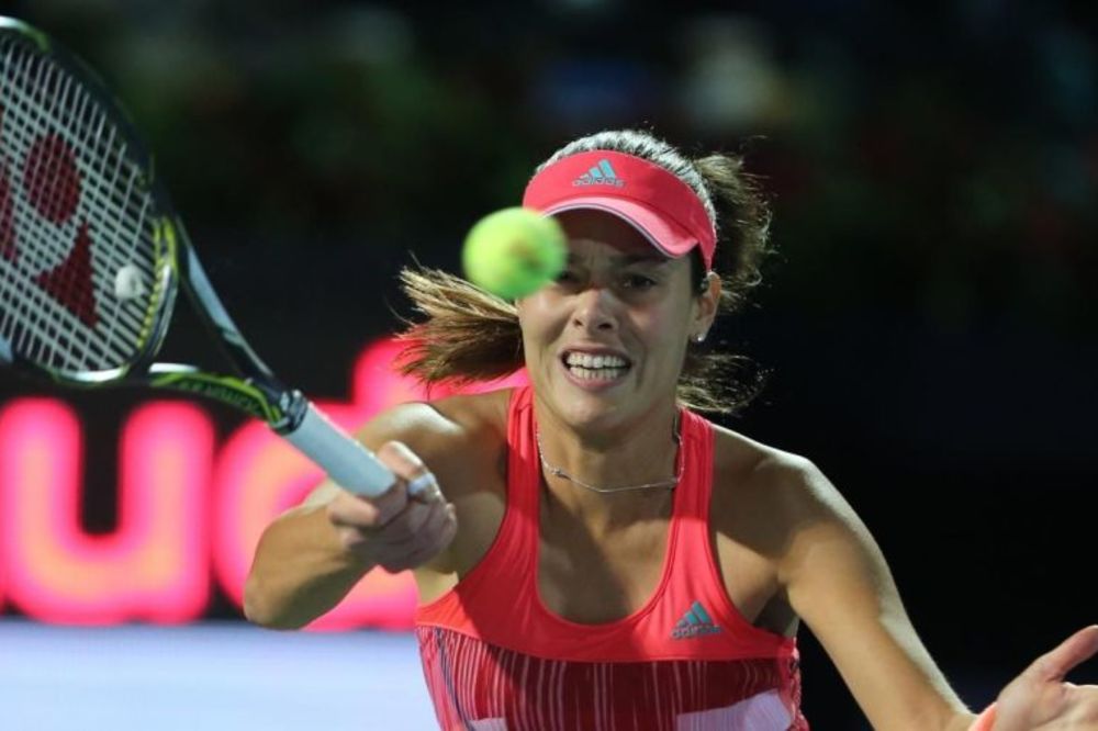 Ana spasila dve meč lopte, pa savladala Italijanku! (VIDEO)